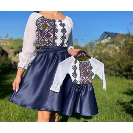 Set rochii scurte Mama-Fiica cu motive traditionale Vivando